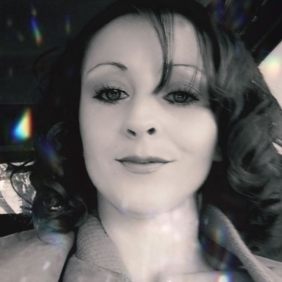 Meet your Posher, Sarai robyn - Picture 1 of 1